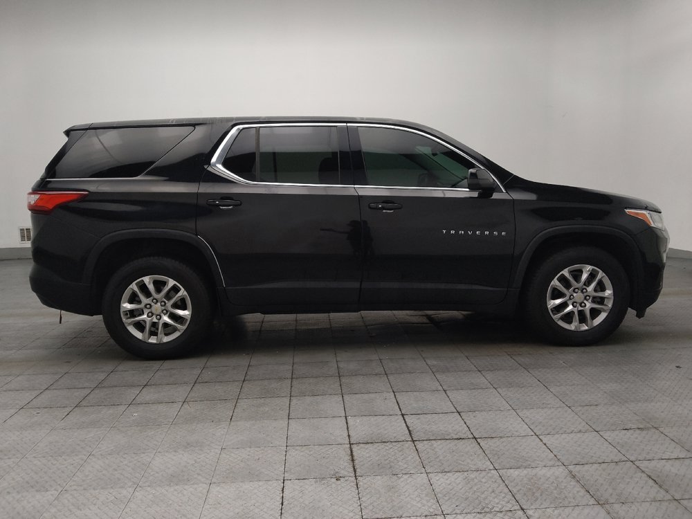 Used 2021 Chevrolet Traverse LS FWD image 10