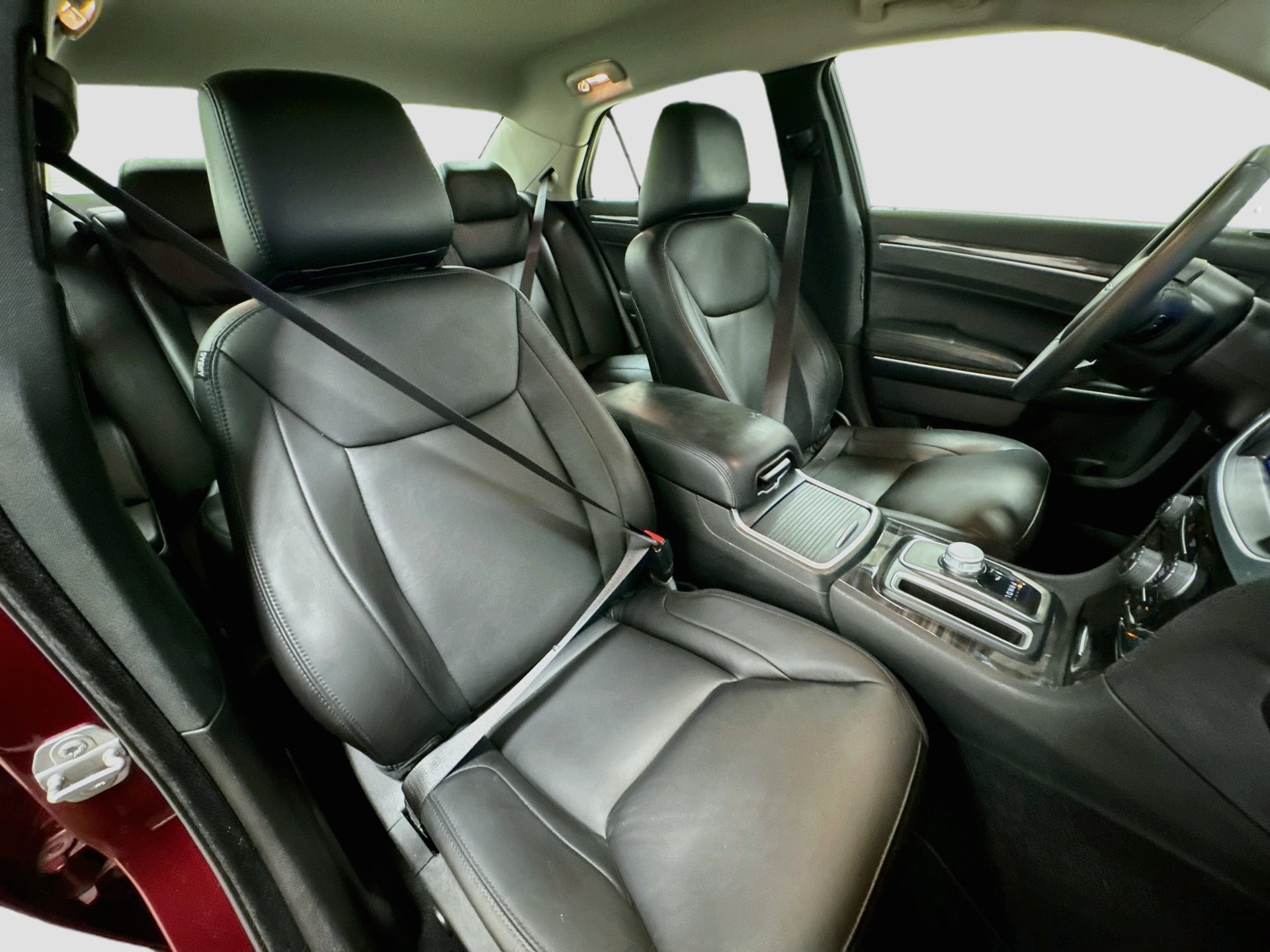 Used 2022 Chrysler 300 Touring L RWD image 27