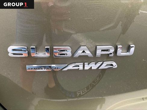 Used 2024 Subaru Forester Premium AWD/4WD image 31