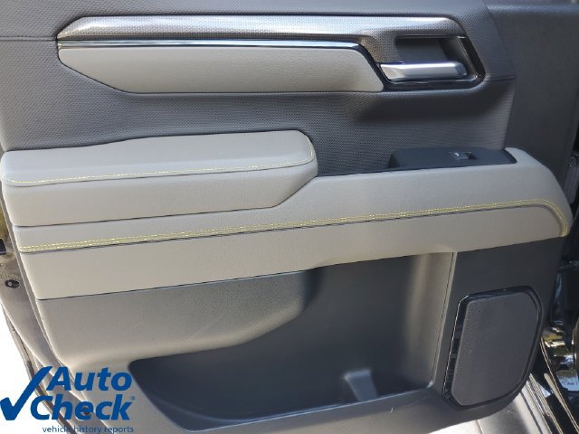 Used 2025 Chevrolet Silverado 1500 ZR2 AWD/4WD image 13