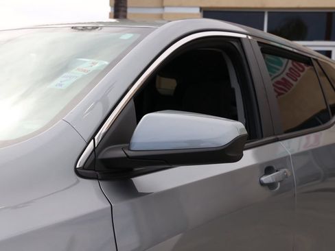 Used 2024 GMC Terrain SLE AWD/4WD image 12