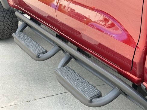 New 2025 Chevrolet Colorado ZR2 w/ Midnight Edition image 11