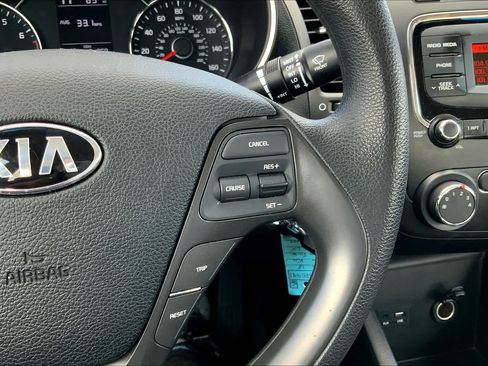 Used 2018 Kia Forte LX FWD image 24