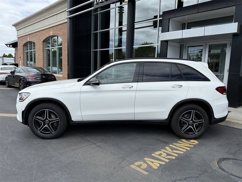 Certified 2022 Mercedes-Benz GLC 300 4MATIC image 9