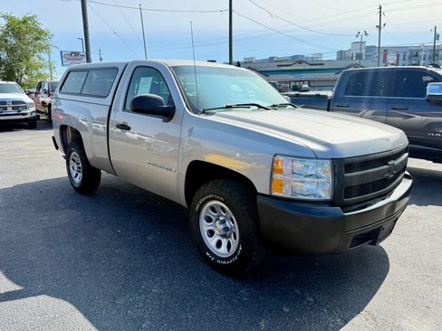 Used 2008 Chevrolet Silverado 1500 W/T RWD image 7
