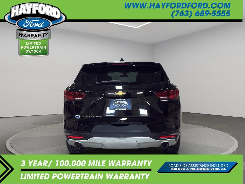 Used 2025 Chevrolet Blazer LT AWD/4WD image 4
