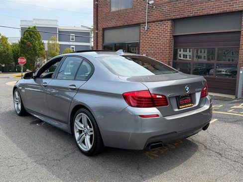 Used 2015 BMW 550i xDrive w/ M-Sport Package AWD/4WD image 10