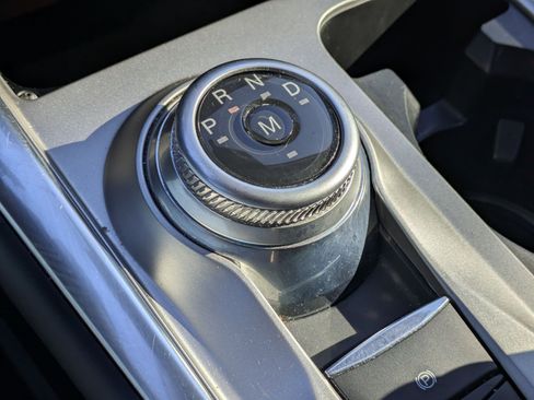 Used 2021 Ford Explorer Limited w/ Equipment Group 301A image 24