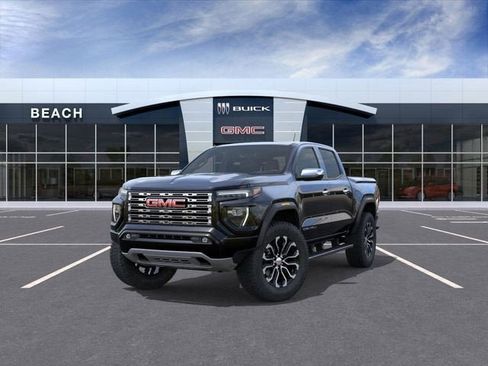 New 2026 GMC Canyon Denali image 8