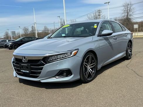 Used 2022 Honda Accord Touring image 5
