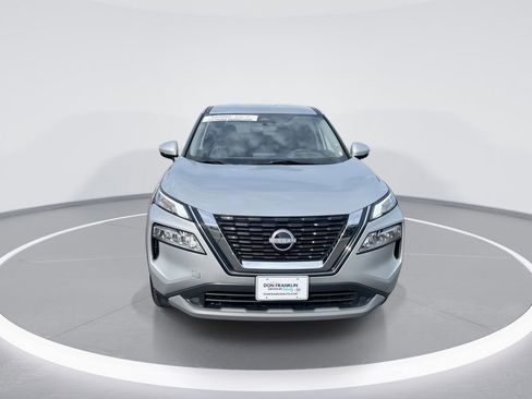 Used 2023 Nissan Rogue SV AWD/4WD image 3