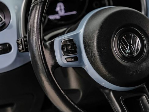 Used 2014 Volkswagen Beetle 2.5 FWD image 22