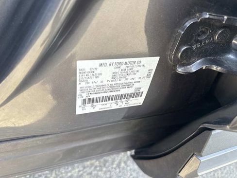 Certified 2022 Ford Explorer XLT w/ Equipment Group 202A image 27