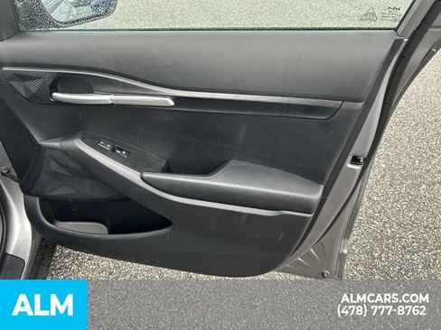 Used 2026 Kia Seltos LX FWD image 16