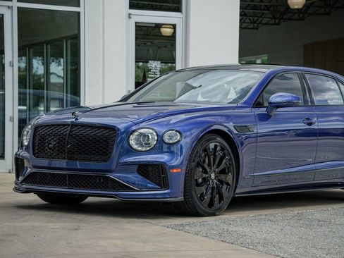 New 2025 Bentley Flying Spur Plug-In Hybrid AWD/4WD image 11