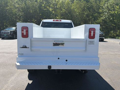 New 2026 GMC Sierra 2500 Pro w/ Convenience Package AWD/4WD image 4