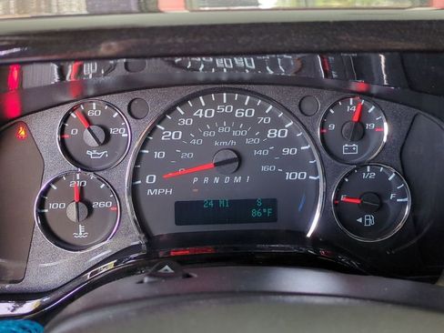 New 2025 GMC Savana 2500 Extended w/ Driver Convenience Package RWD image 12
