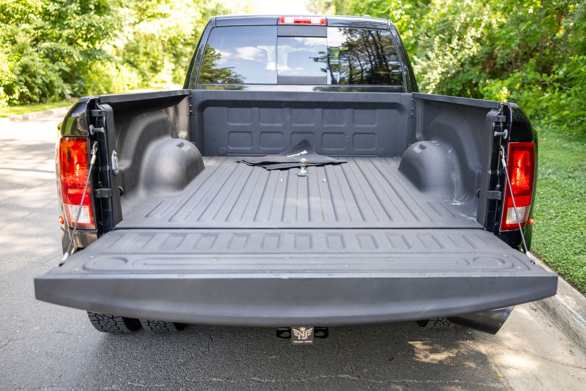 Used 2011 RAM 3500 Big Horn AWD/4WD image 17