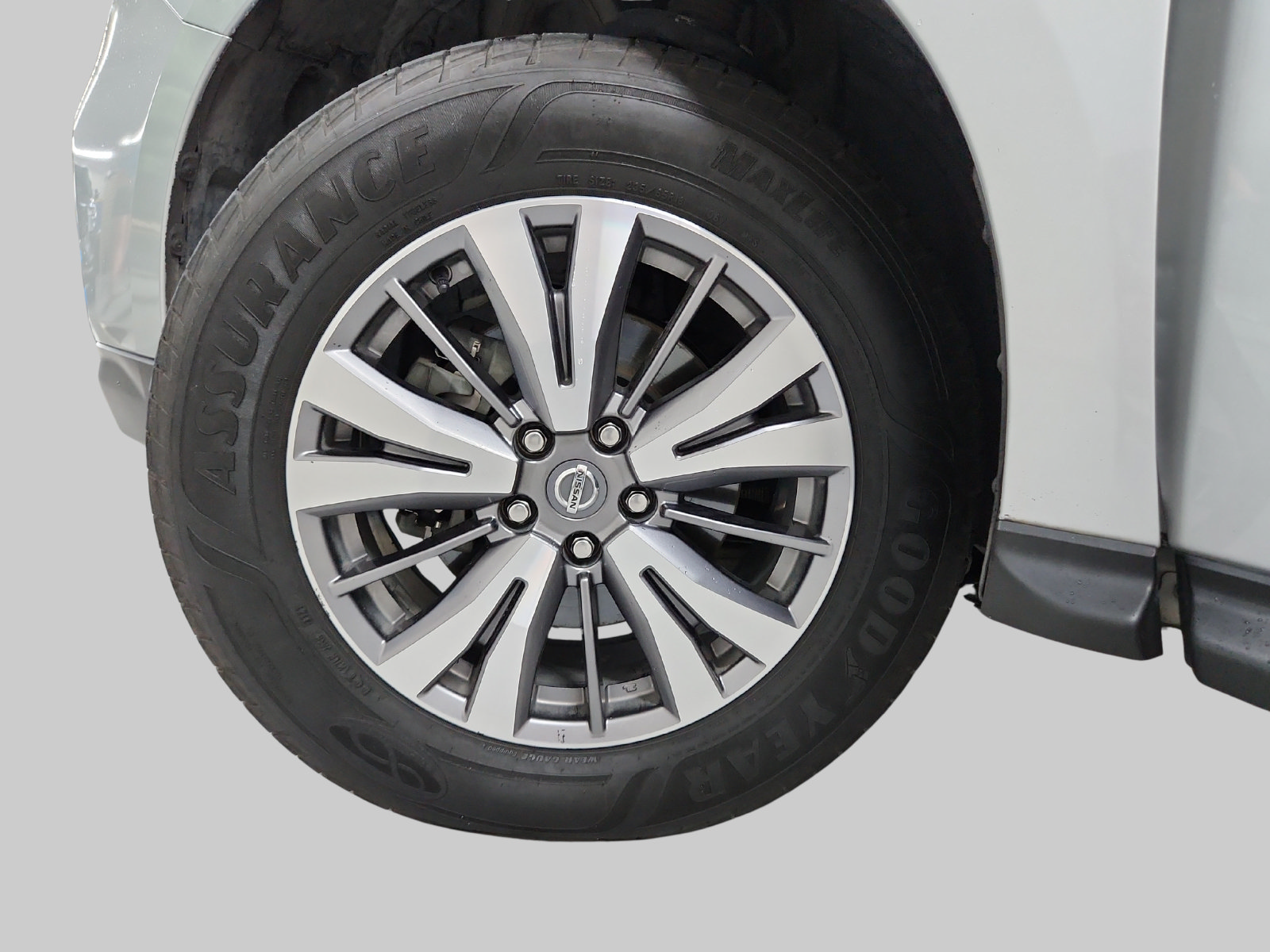 Used 2019 Nissan Pathfinder SL AWD/4WD image 33