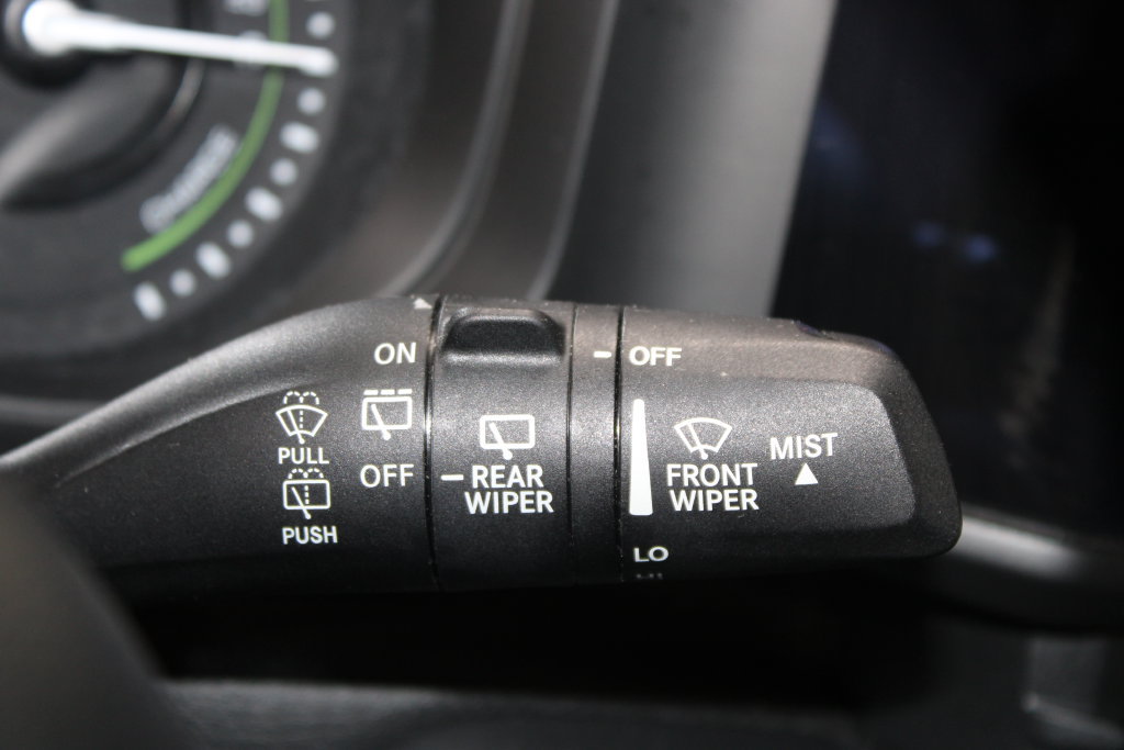 Used 2024 Jeep Wrangler Unlimited Sahara AWD/4WD image 24