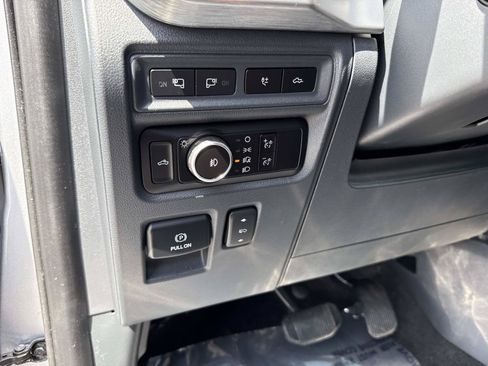 Used 2023 Ford F150 Lariat w/ Equipment Group 502A High AWD/4WD image 27