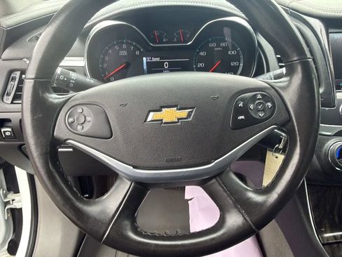 Used 2014 Chevrolet Impala LT image 17