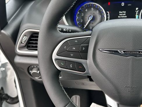 New 2026 Chrysler Voyager LX FWD image 14