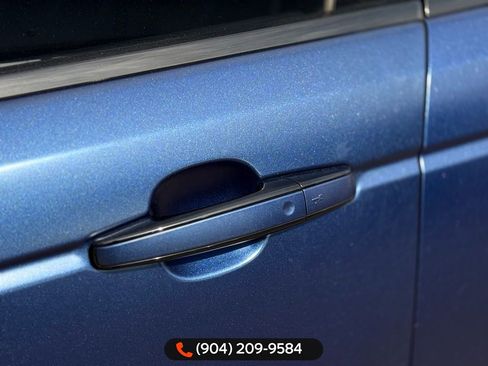 Used 2018 Land Rover Range Rover Sport HSE Dynamic image 17
