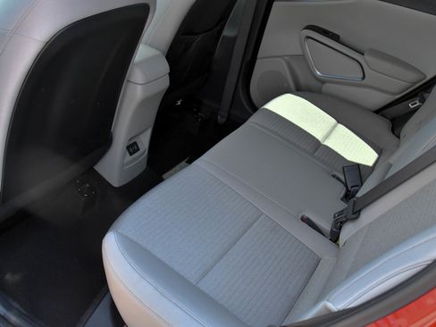 Used 2024 Kia Soul EX image 36