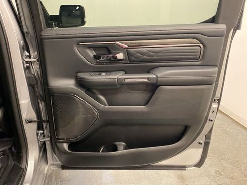 Used 2025 RAM 1500 Limited image 27