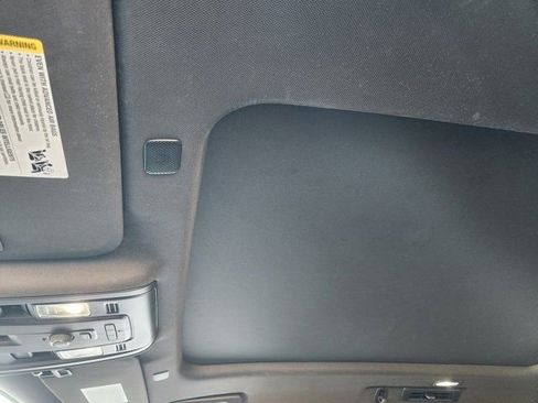 Used 2023 Chevrolet Tahoe Z71 image 28