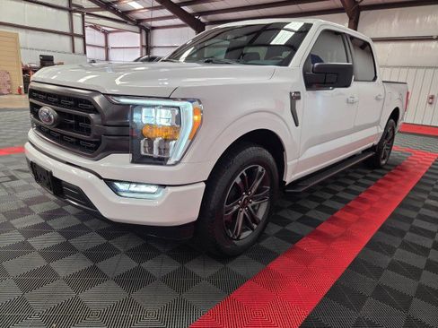 Used 2022 Ford F150 XLT w/ Equipment Group 302A High image 16