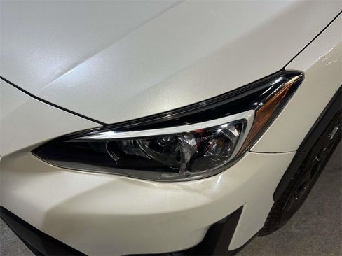 Used 2023 Subaru Crosstrek 2.0i Premium image 8