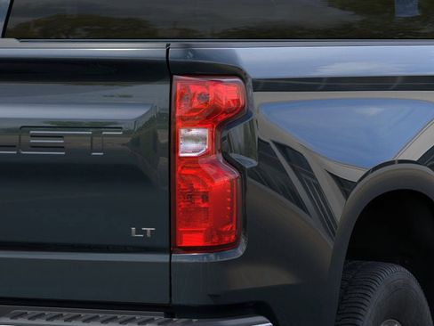 New 2026 Chevrolet Silverado 1500 LT image 12