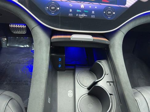 Used 2022 Mercedes-Benz EQS 580 4MATIC Sedan image 24