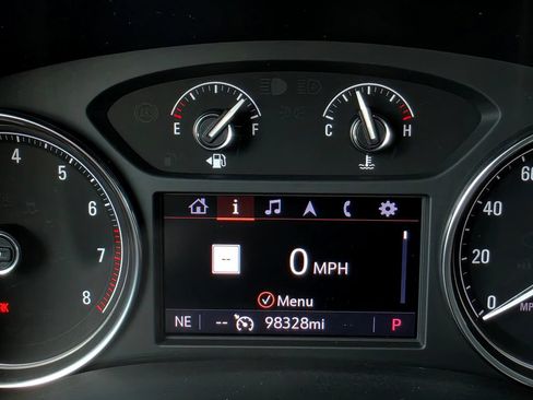 Used 2021 Buick Enclave Premium w/ Surround and Sites Package AWD/4WD image 29