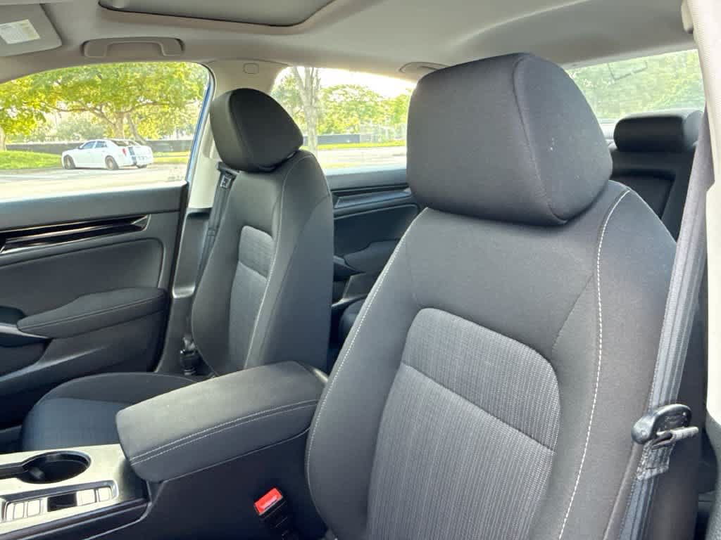 Used 2024 Honda Civic EX image 14