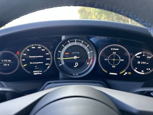 Used 2022 Porsche 911 GT3 image 19