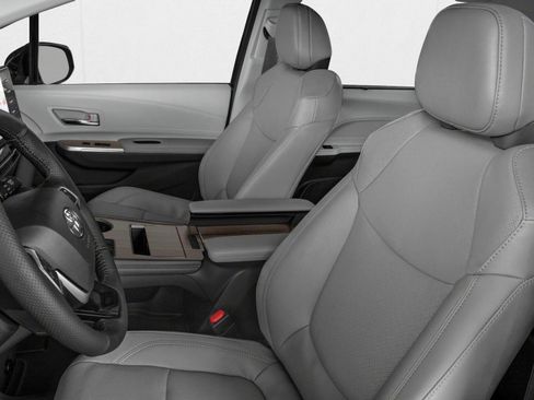 New 2026 Toyota Sienna Limited FWD image 6