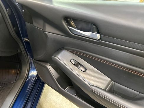 Used 2021 Nissan Altima 2.5 SR w/ SR Premium Package image 41