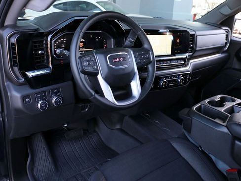Used 2024 GMC Sierra 1500 Elevation image 20