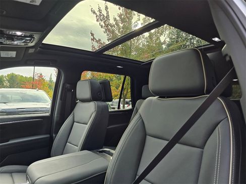 New 2026 Chevrolet Blazer EV LT image 26