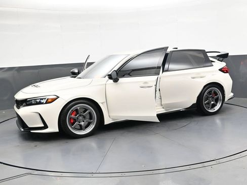 Used 2025 Honda Civic Type R image 36