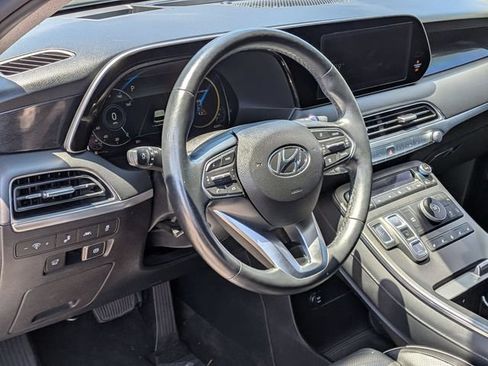 Used 2022 Hyundai Palisade Limited FWD image 14
