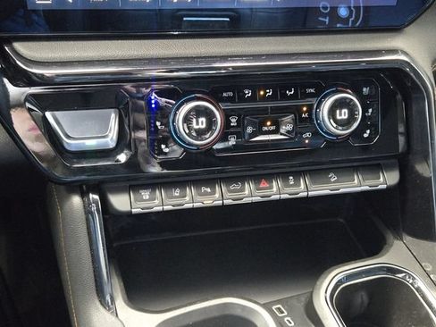 Certified 2024 GMC Sierra 2500 AT4 w/ AT4 Premium Plus Package AWD/4WD image 24