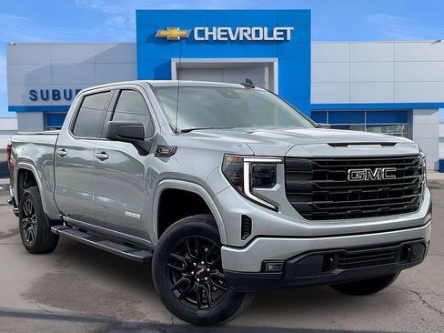 Used 2024 GMC Sierra 1500 Elevation w/ LPO, Elevation Black Package RWD image 2