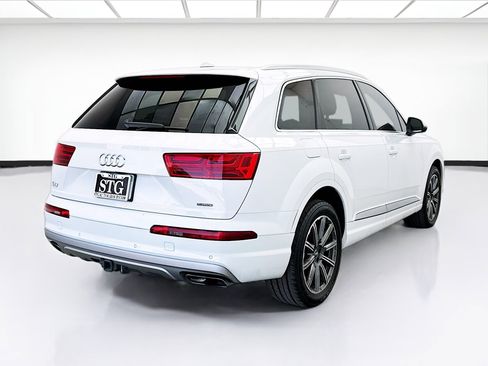 Used 2018 Audi Q7 3.0T Premium Plus w/ Premium Plus Package AWD/4WD image 4