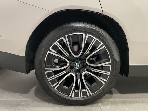 Used 2025 BMW X3 xDrive30i w/ Convenience Package image 9