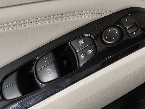 Used 2020 Nissan Altima 2.5 Platinum image 27