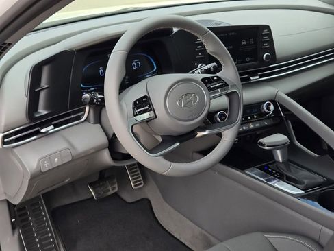 New 2026 Hyundai Elantra SEL Sport Premium FWD image 18